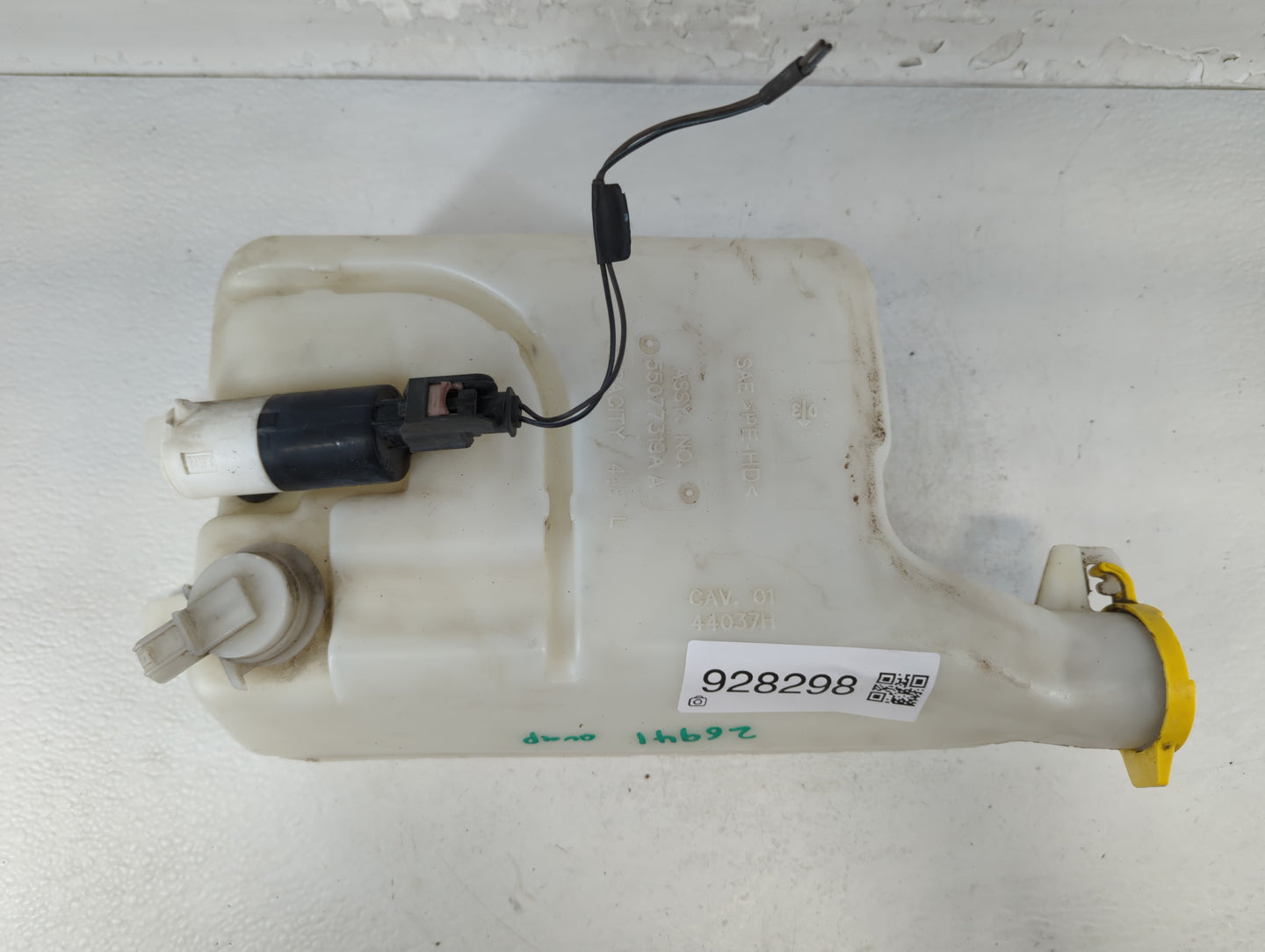 2003-2004 Dodge Ram 1500 Windshield Washer Fluid Reservoir Bottle Oem - Oemusedautoparts1.com