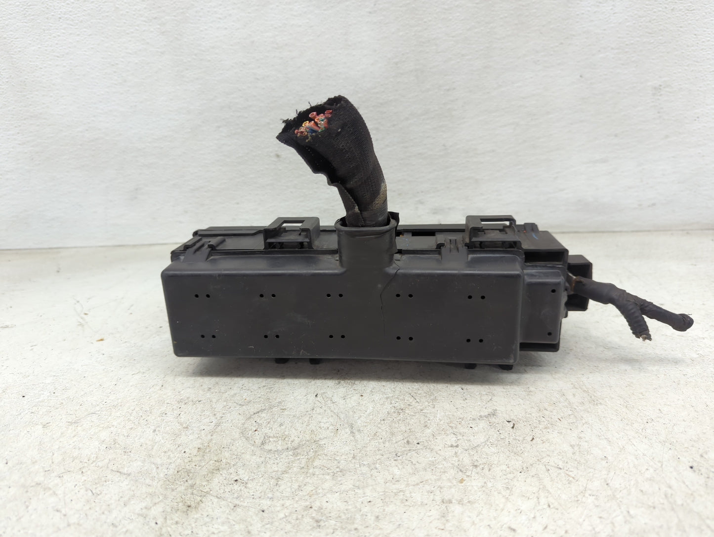 2003 Dodge Ram 1500 Van Fusebox Fuse Box Panel Relay Module P/N:4671168E 72472V Fits Fits 2002 OEM Used Auto Parts - Oemused