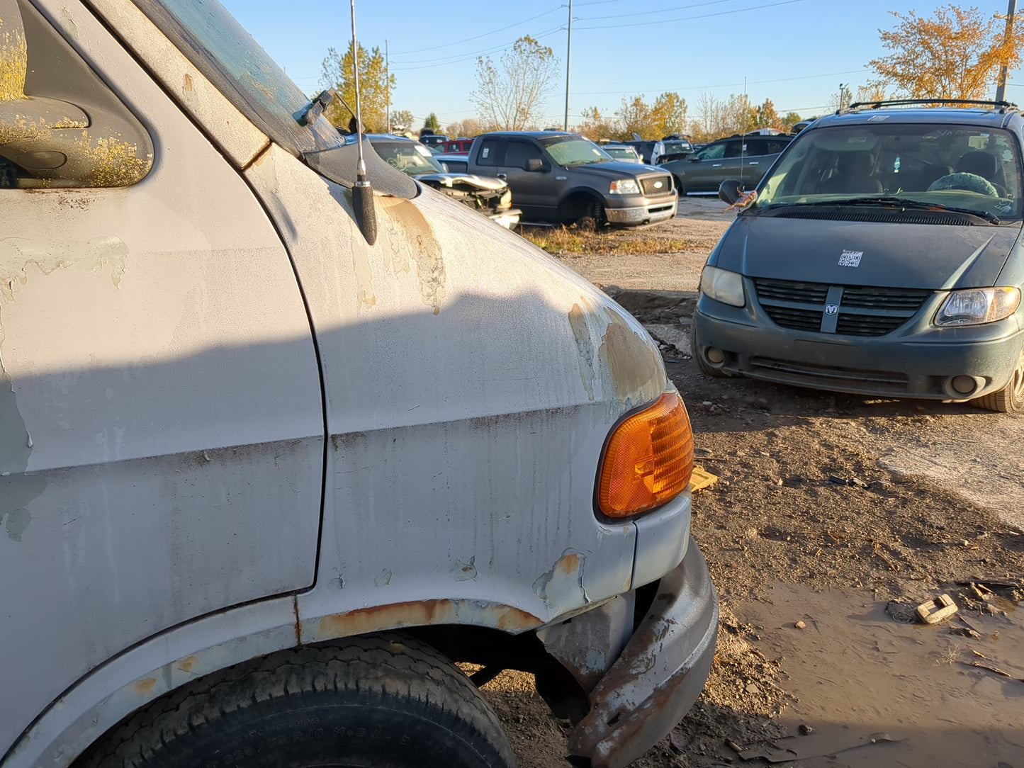 2003 Dodge Ram Van 2500 Passenger Fender - Oemusedautoparts1.com