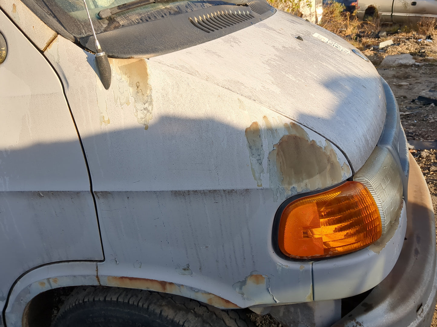2003 Dodge Ram Van 2500 Passenger Fender - Oemusedautoparts1.com