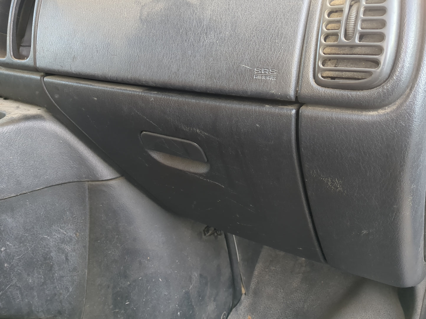 2003 Dodge Ram Van 2500 Passenger Glove Box Door Storage Compartment - Oemusedautoparts1.com