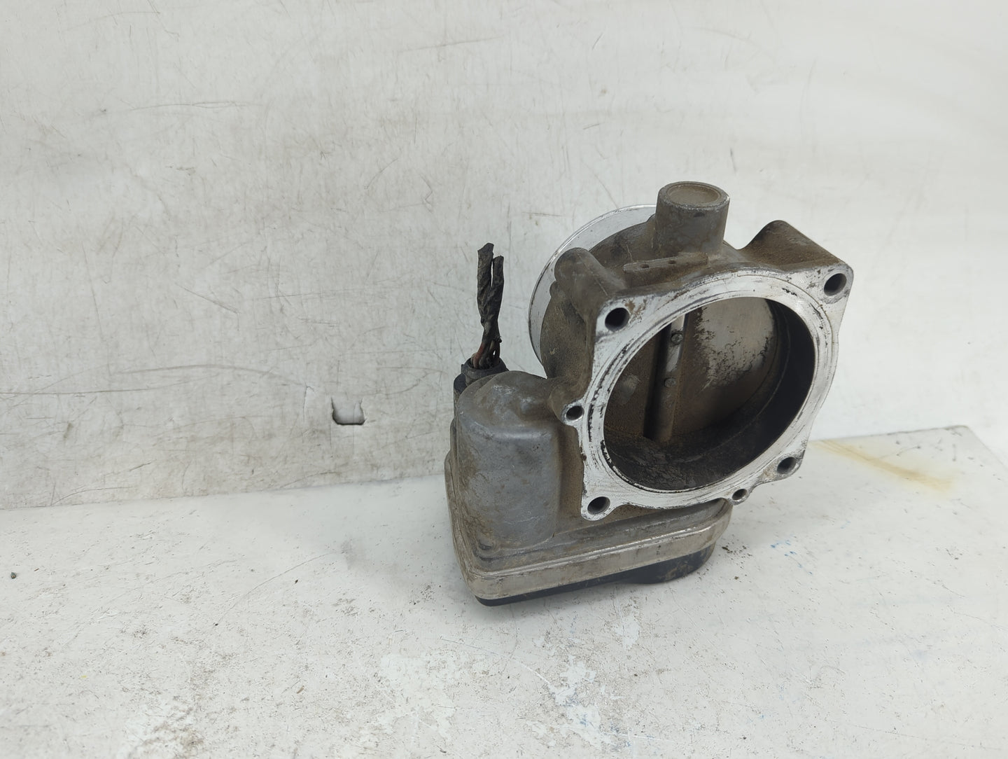 2003 Dodge Ram Van 2500 Throttle Body P/N:5303 2120 AC 5 775 292, 5 718 201 Fits OEM Used Auto Parts - Oemusedautoparts1.com