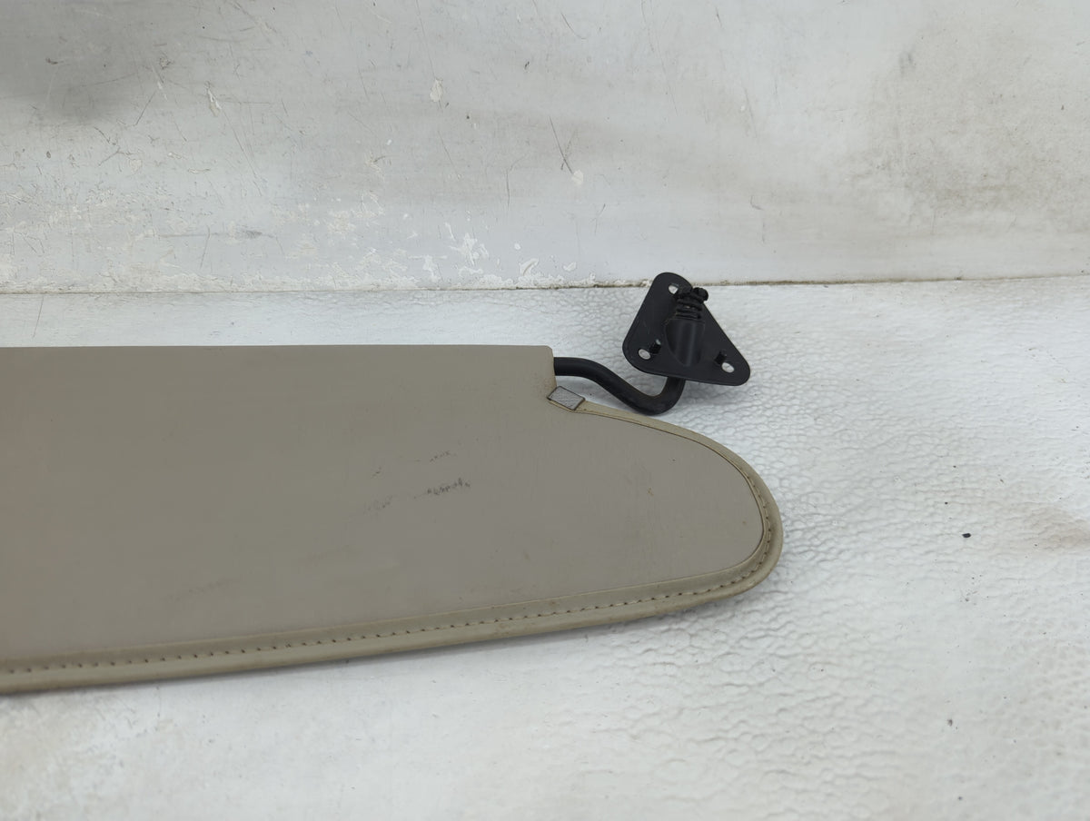 2003 Dodge Ram Van 2500 Sun Visor Shade Replacement Passenger Right Mirror Fits OEM Used Auto Parts - Oemusedautoparts1.com