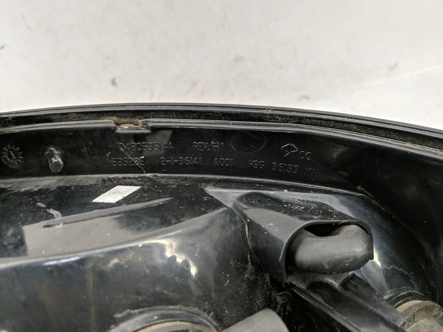 2001-2006 Dodge Stratus Tail Light Assembly Driver Left OEM Fits Fits 2001 2002 2003 2004 2005 2006 OEM Used Auto Parts - Oe