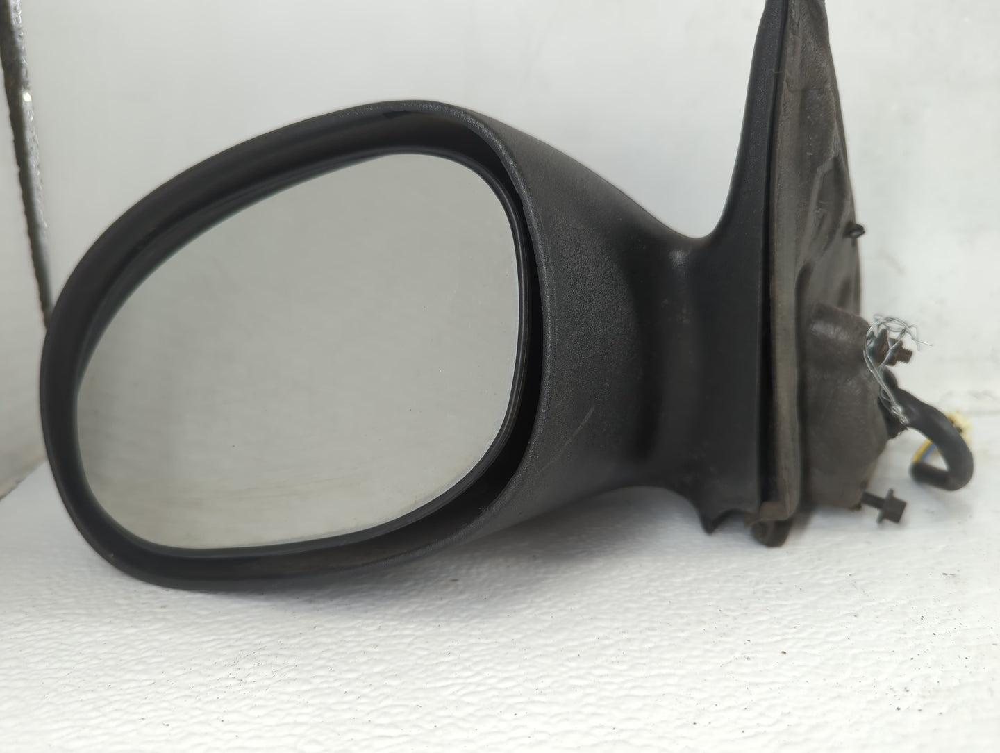 2002-2005 Dodge Stratus Driver Side View Mirror - Left Door Mirror OEM Used - Oemusedautoparts1.com