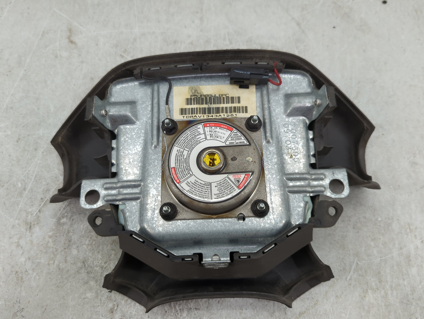 2003 Dodge Ram 1500 Air Bag Driver Left Steering Wheel Mounted P/N:P5JR88WL8AC BAM-PT-0693 Fits OEM Used Auto Parts - Oemuse