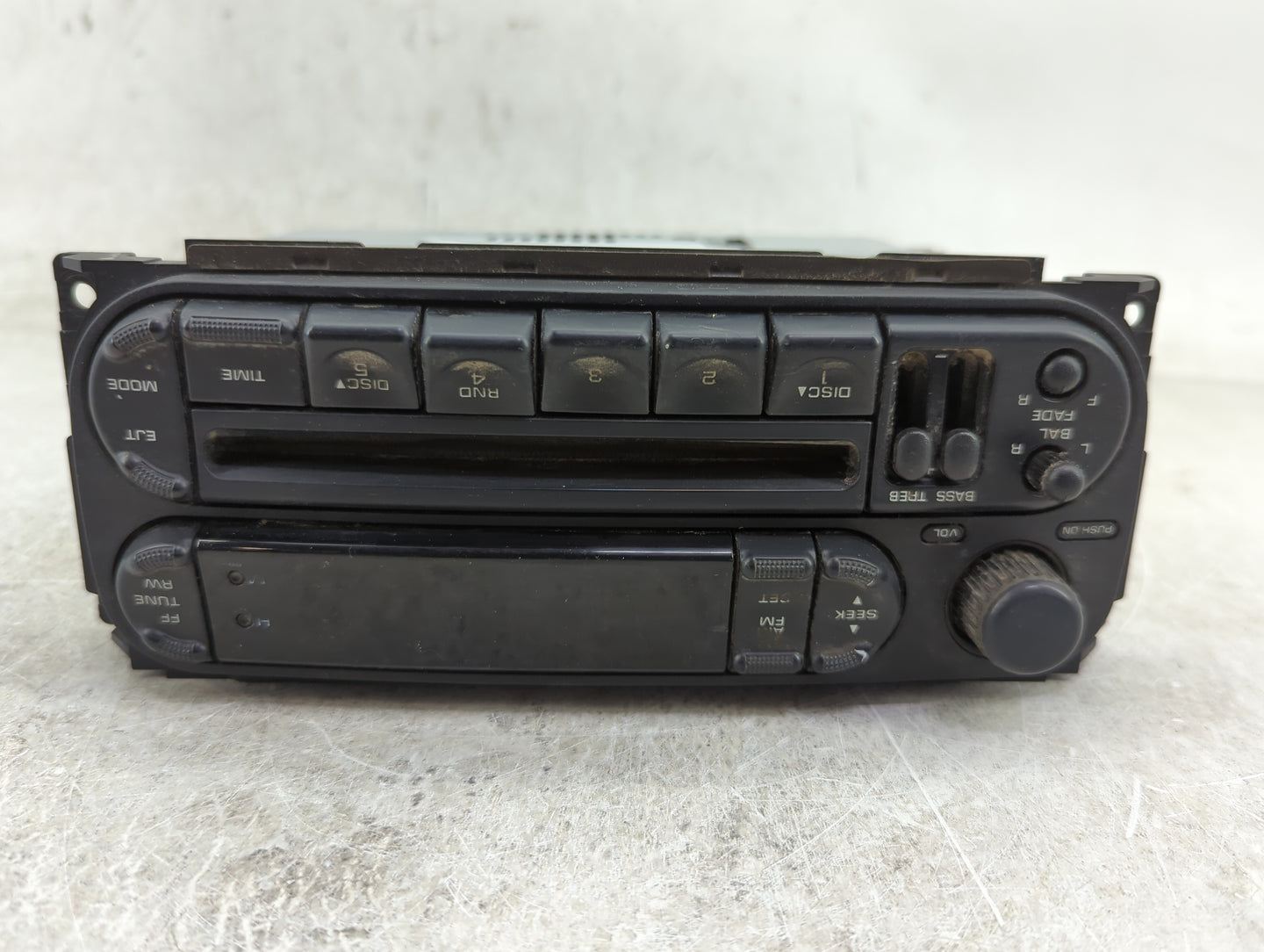 2003 Dodge Ram 1500 Radio AM FM Cd Player Receiver Replacement Fits OEM Used Auto Parts - Oemusedautoparts1.com