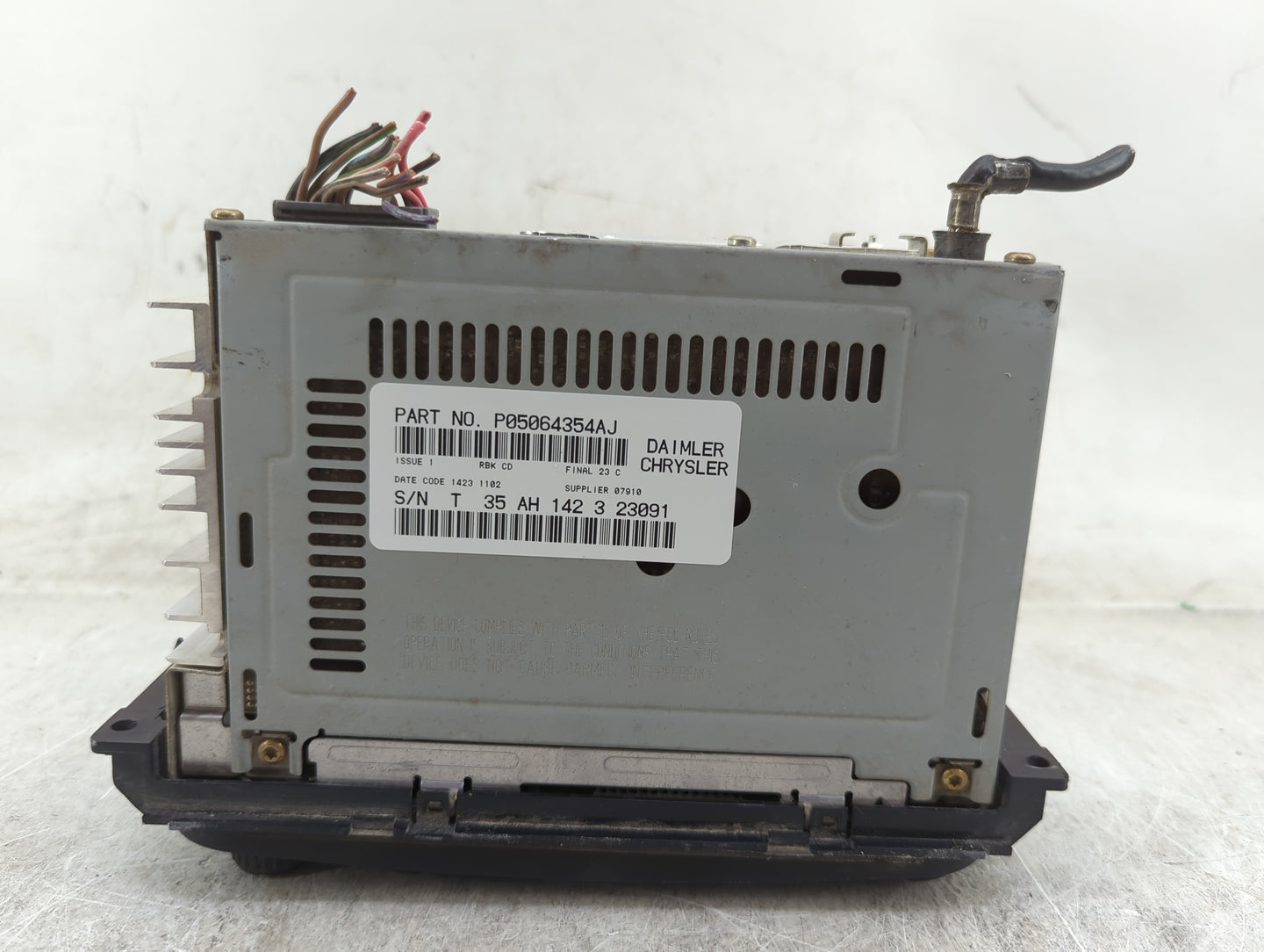 2003 Dodge Ram 1500 Radio AM FM Cd Player Receiver Replacement Fits OEM Used Auto Parts - Oemusedautoparts1.com