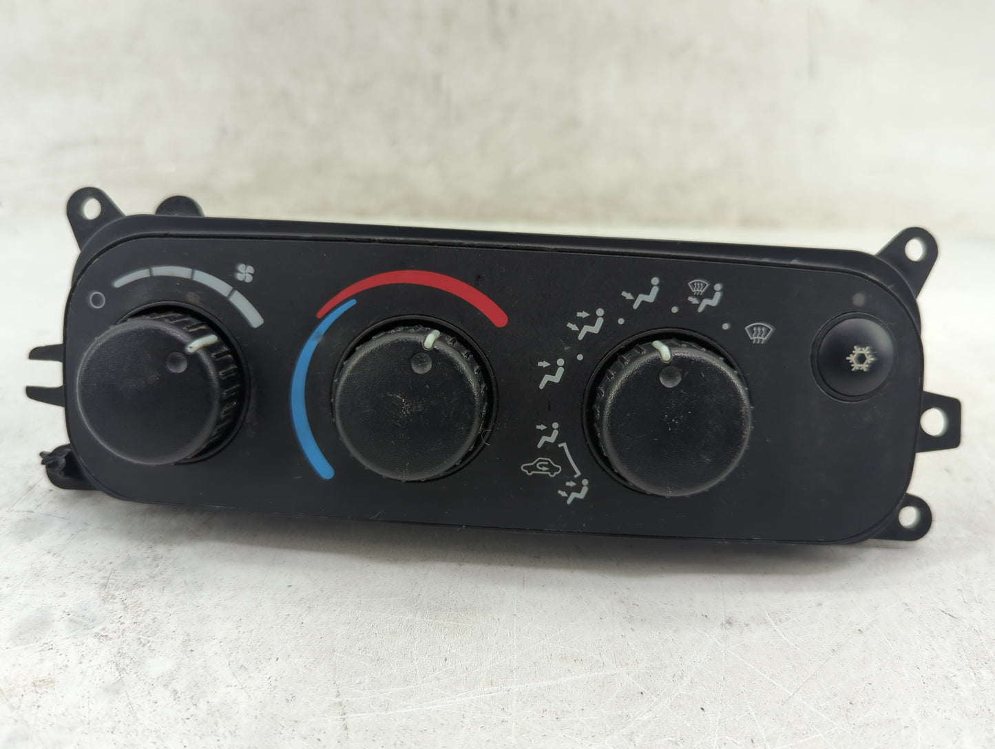 2003-2005 Dodge Ram 1500 Climate Control Module Temperature AC/Heater Replacement P/N:P55056322AC 55056322AC Fits OEM Used A