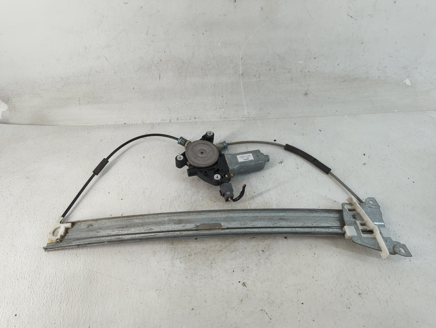 2003 Escape Escape Window Regulator Passenger Front - Oemusedautoparts1.com