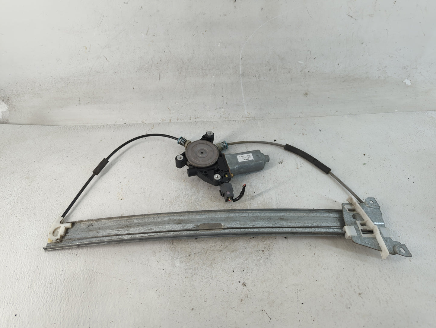 2003 Escape Escape Window Regulator Passenger Front - Oemusedautoparts1.com