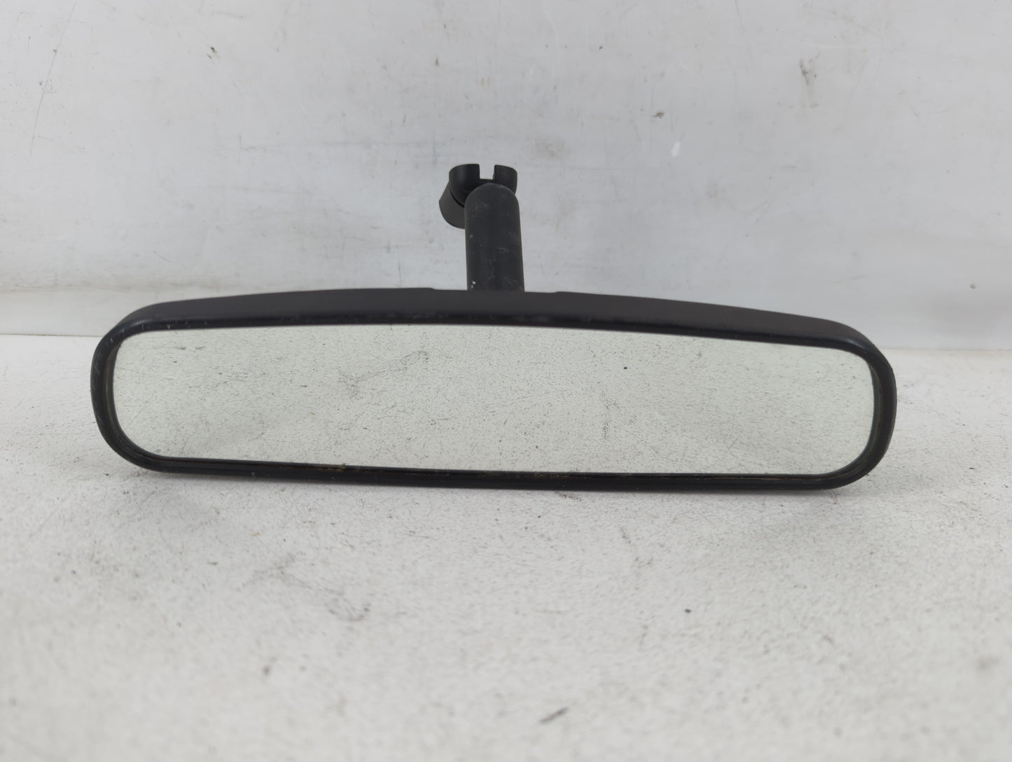 2003 Escape Escape Interior Rear View Mirror Replacement OEM P/N:E8011681 Fits OEM Used Auto Parts - Oemusedautoparts1.com