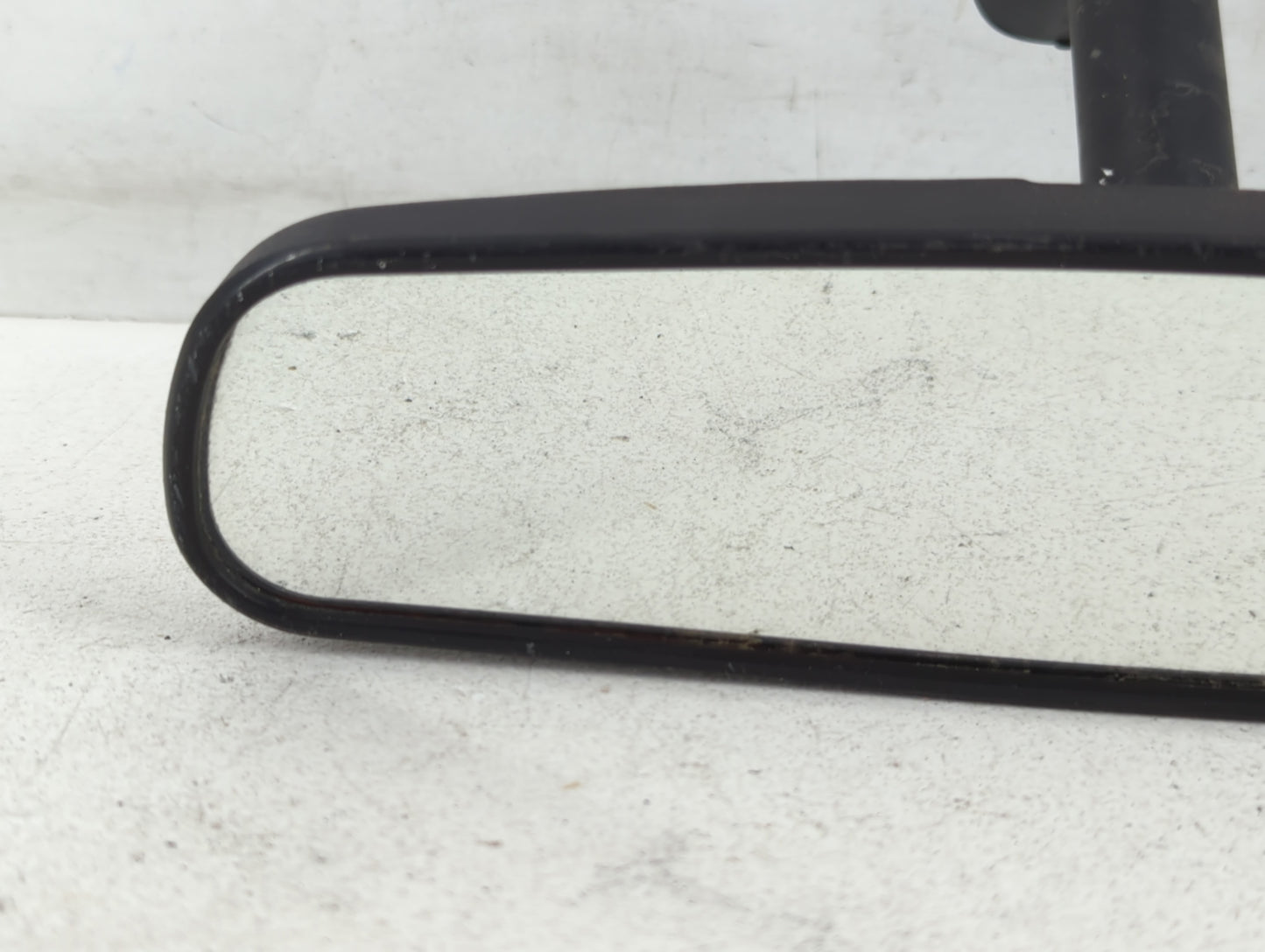 2003 Escape Escape Interior Rear View Mirror Replacement OEM P/N:E8011681 Fits OEM Used Auto Parts - Oemusedautoparts1.com