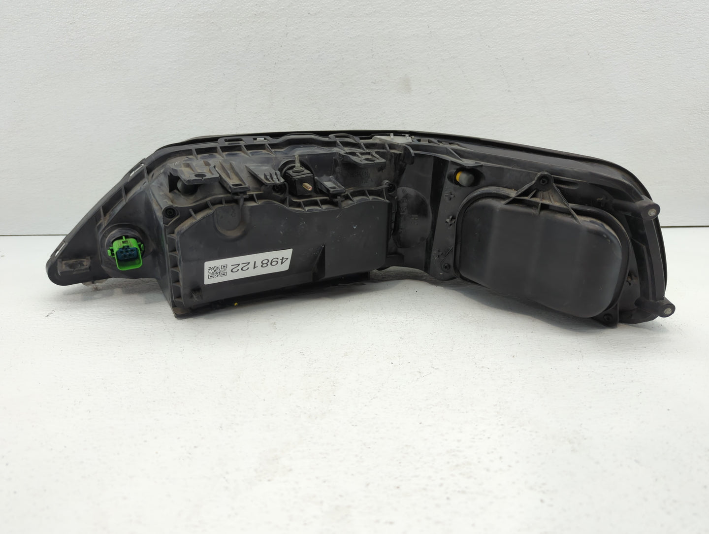 Fiat Linea Passenger Right Oem Head Light Headlight Lamp - Oemusedautoparts1.com