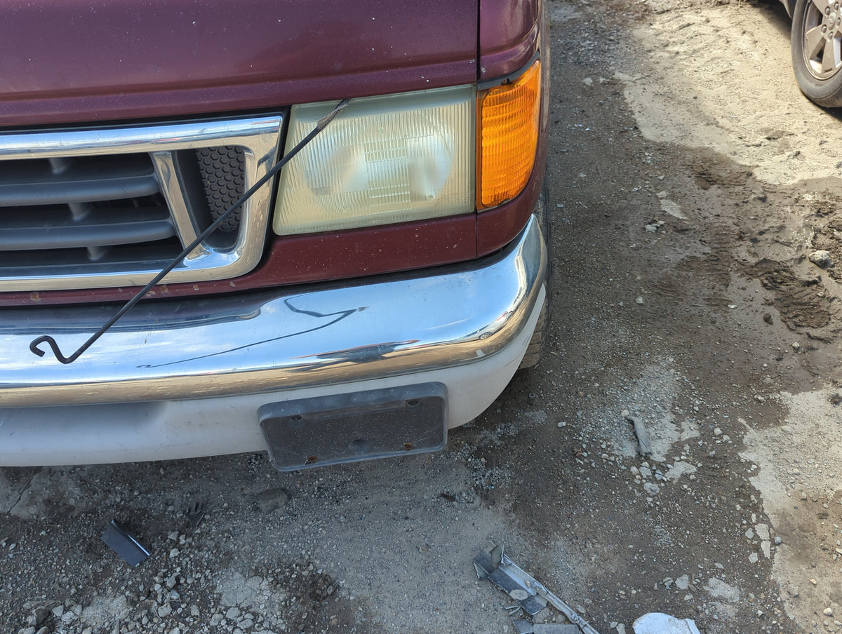 2003-2005 Ford E-150 Club Wagon Front Bumper - Oem - Oemusedautoparts1.com