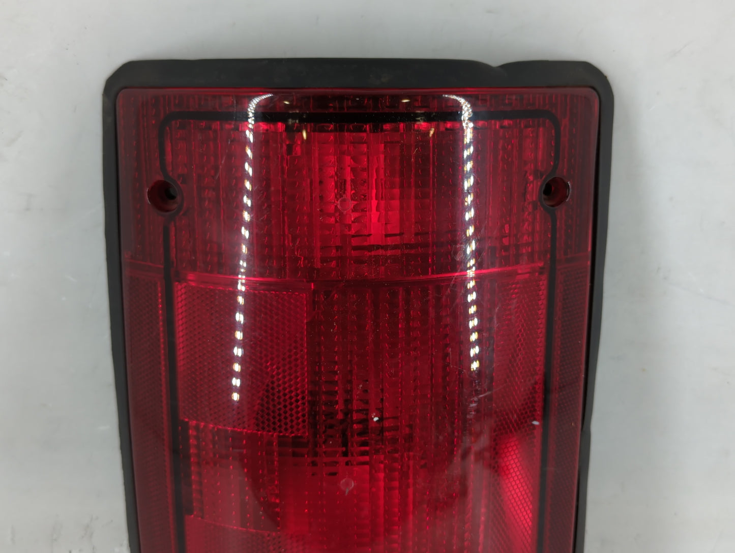1995-2002 Ford E-350 Econoline Tail Light Assembly Driver Left OEM P/N:F7UB-13441-AA Fits OEM Used Auto Parts - Oemusedautop