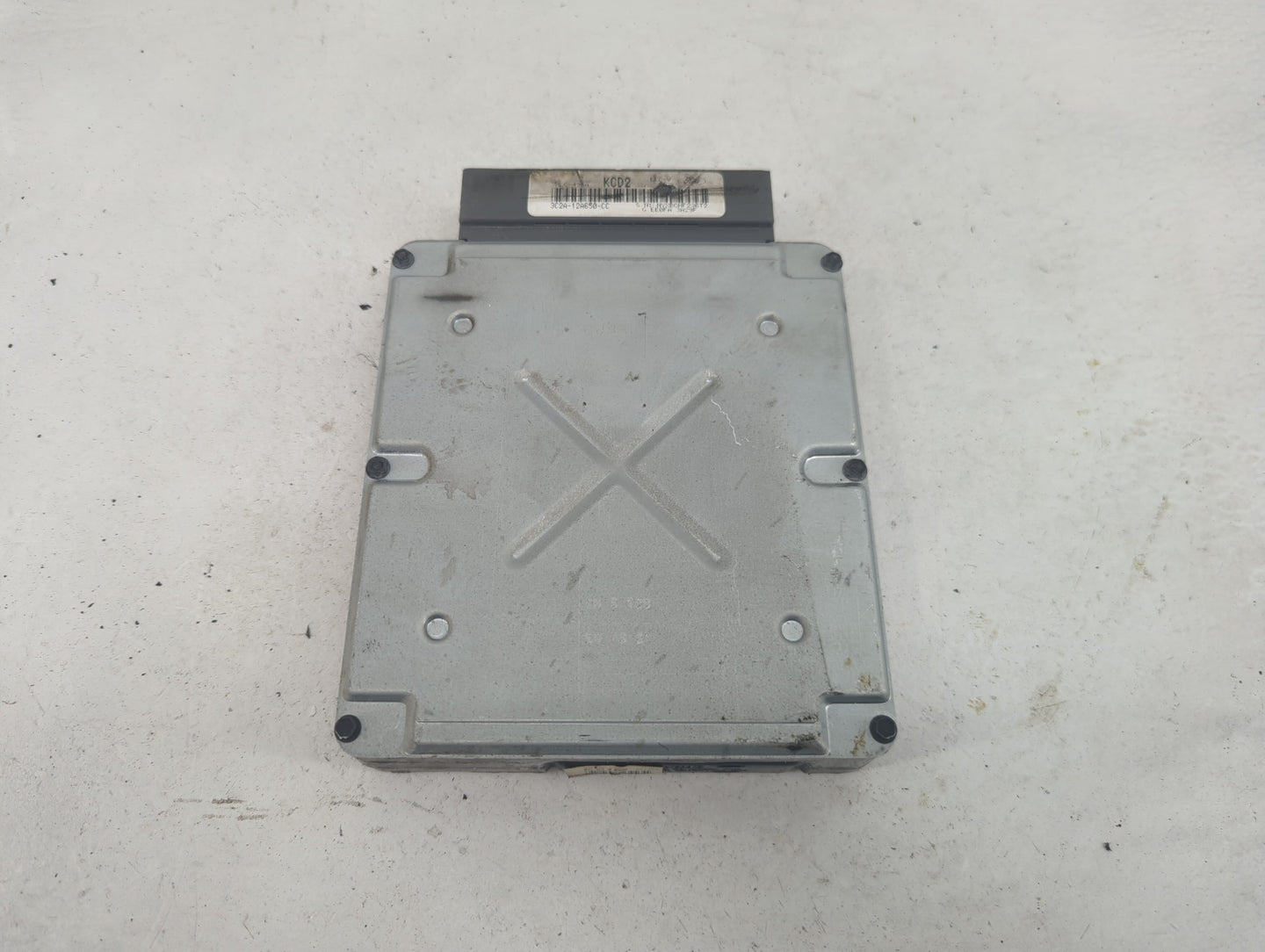 2003 Ford E350 Van PCM Engine Control Computer ECU ECM PCU OEM P/N:3C2A-12A650-CC KCD2 Fits OEM Used Auto Parts - Oemusedaut