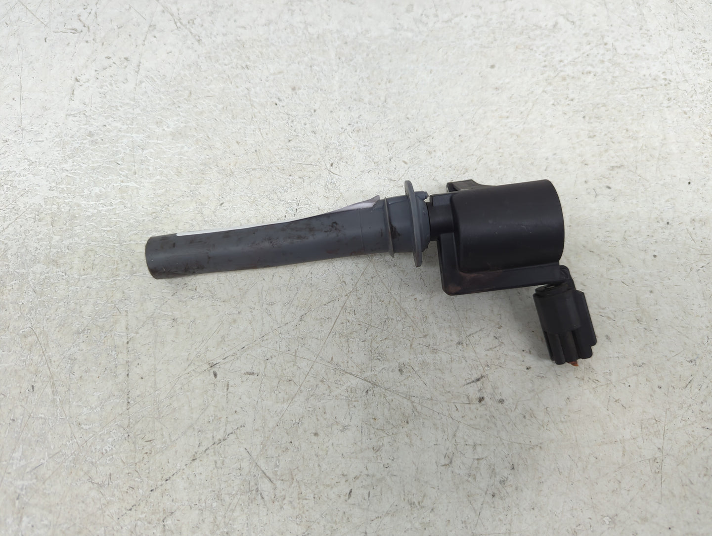 2001-2004 Ford Escape Ignition Coil Igniter Pack 1419601 - Oemusedautoparts1.com