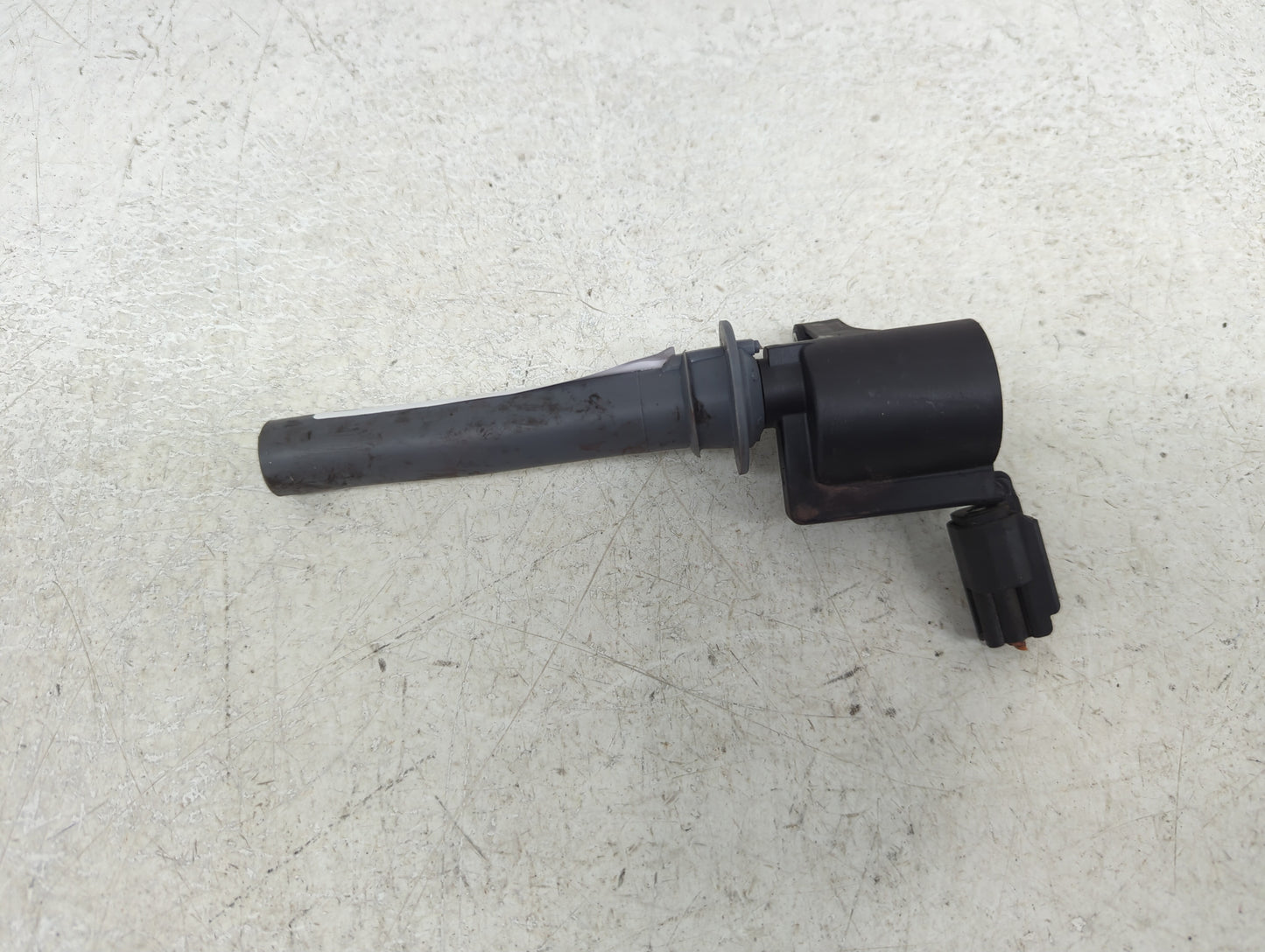 2001-2004 Ford Escape Ignition Coil Igniter Pack 1419601 - Oemusedautoparts1.com