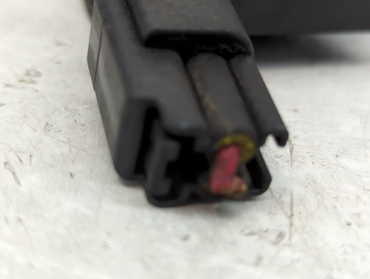 2001-2004 Ford Escape Ignition Coil Igniter Pack 1419602 - Oemusedautoparts1.com