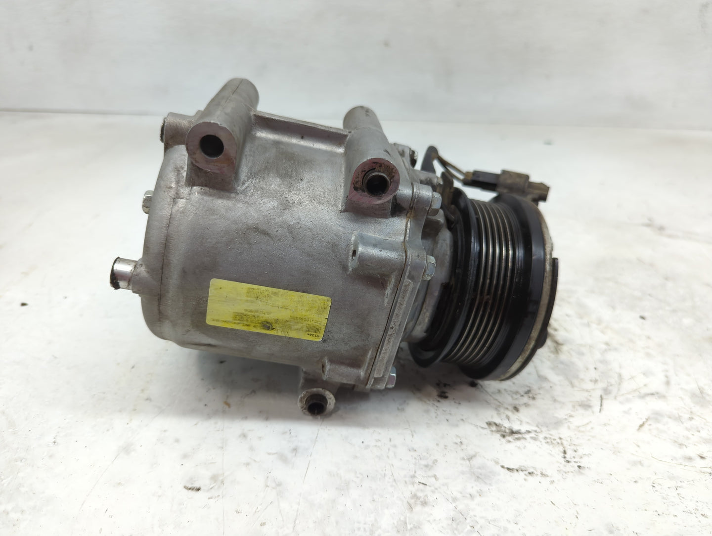Ford Expedition Air Conditioning A/c Ac Compressor Oem - Oemusedautoparts1.com