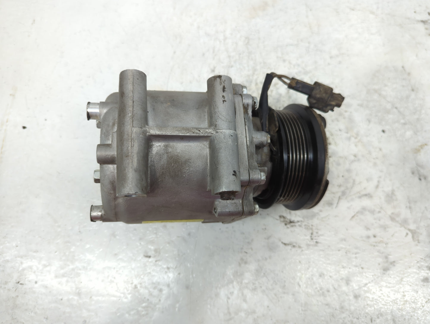Ford Expedition Air Conditioning A/c Ac Compressor Oem - Oemusedautoparts1.com