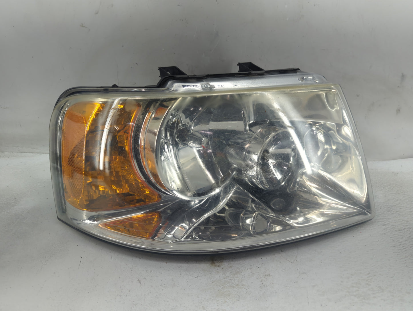 2003 Ford Expedition Passenger Right Oem Head Light Headlight Lamp - Oemusedautoparts1.com