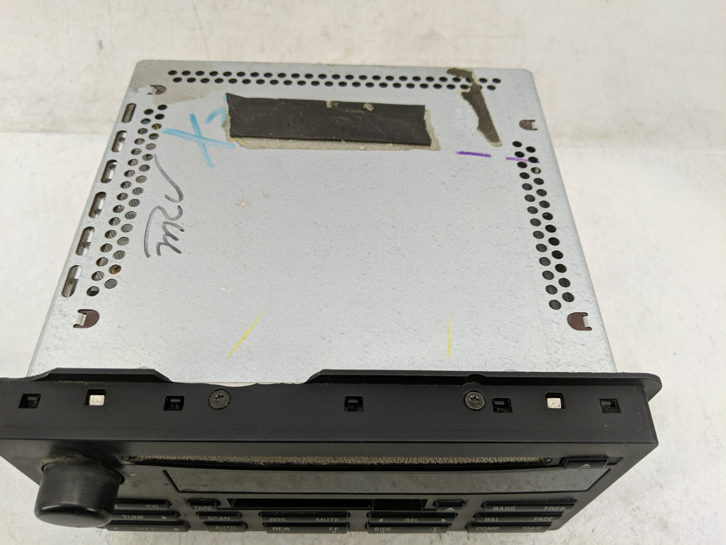2003 Ford Expedition Radio AM FM Cd Player Receiver Replacement P/N:3L1T-18C868-AA Fits OEM Used Auto Parts - Oemusedautopar