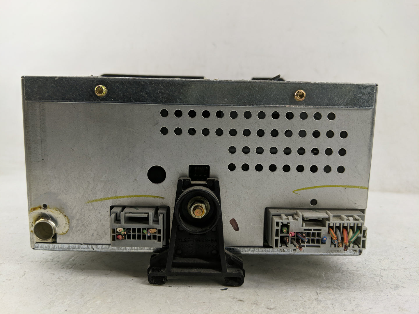 2003 Ford Expedition Radio AM FM Cd Player Receiver Replacement P/N:3L1T-18C868-AA Fits OEM Used Auto Parts - Oemusedautopar