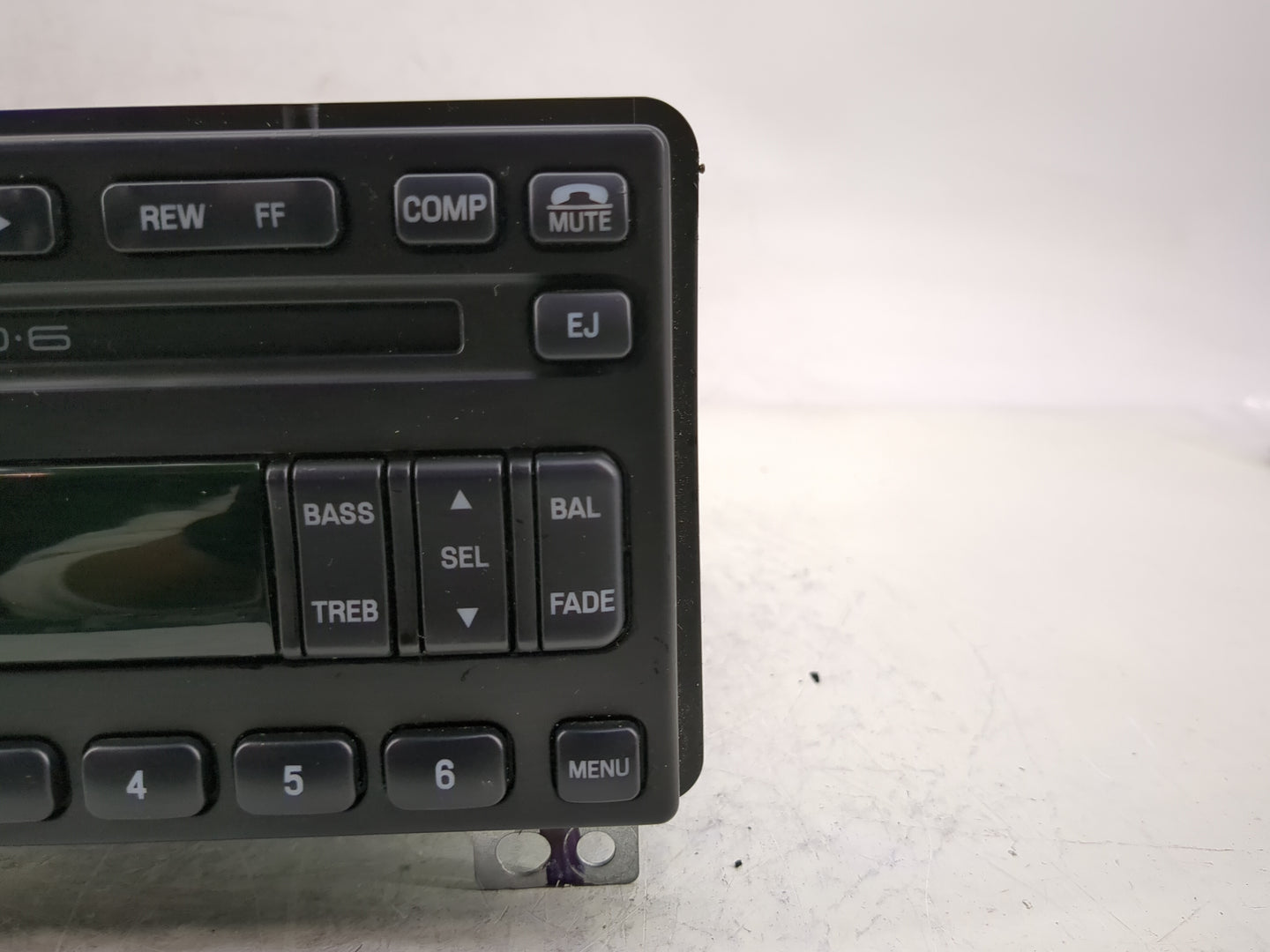 2003 Ford Expedition Radio AM FM Cd Player Receiver Replacement P/N:2L1F-18C815-AE Fits OEM Used Auto Parts - Oemusedautopar