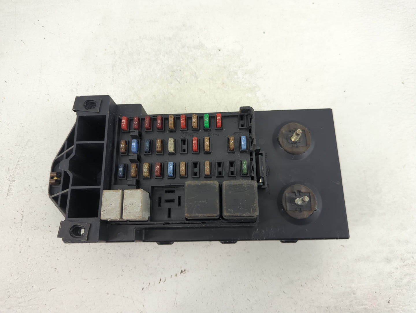 2003-2004 Ford Expedition Fusebox Fuse Box Panel Relay Module P/N:F65B-14A075-A Fits Fits 2003 2004 OEM Used Auto Parts - Oe