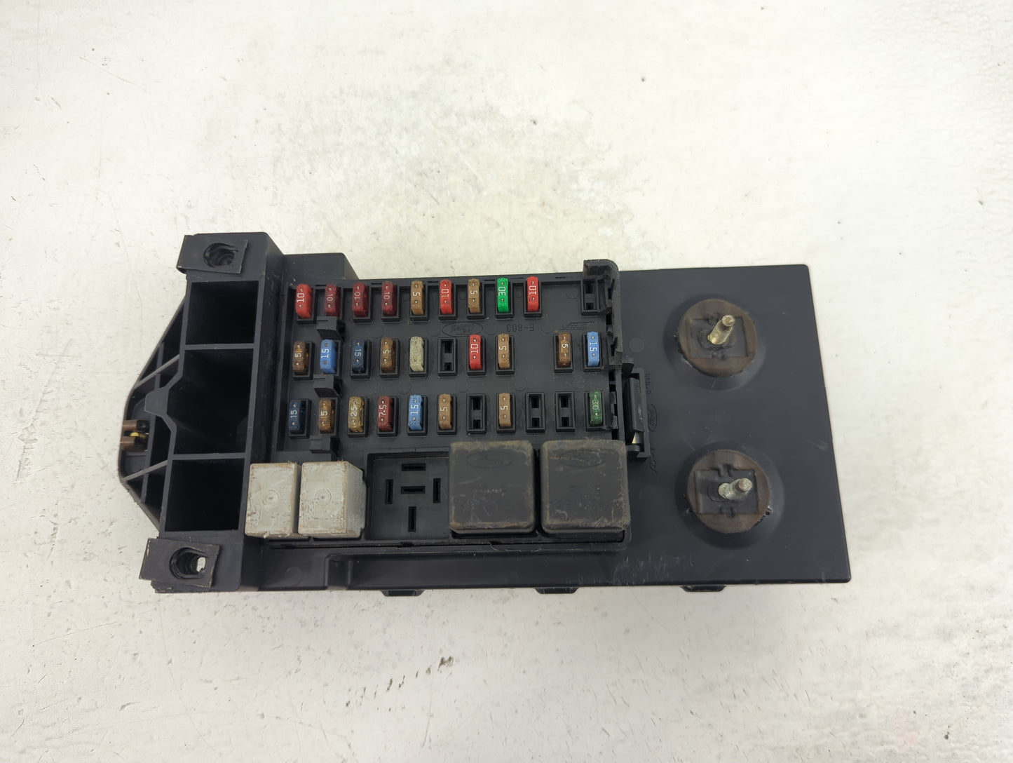 2003-2004 Ford Expedition Fusebox Fuse Box Panel Relay Module P/N:F65B-14A075-A Fits Fits 2003 2004 OEM Used Auto Parts - Oe