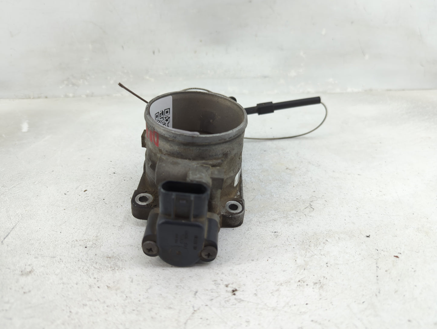 2003 Ford Expedition Throttle Body P/N:2L1U-CA Fits Fits 2000 2001 2002 2004 OEM Used Auto Parts - Oemusedautoparts1.com