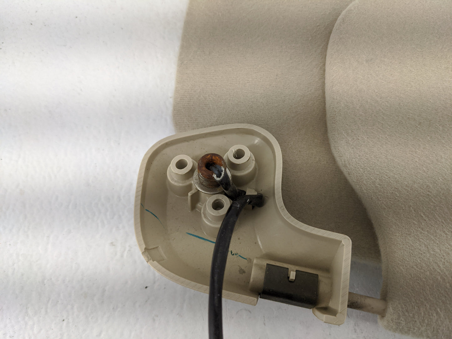 2003 Ford Expedition Sun Visor Shade Replacement Passenger Right Mirror Fits OEM Used Auto Parts - Oemusedautoparts1.com
