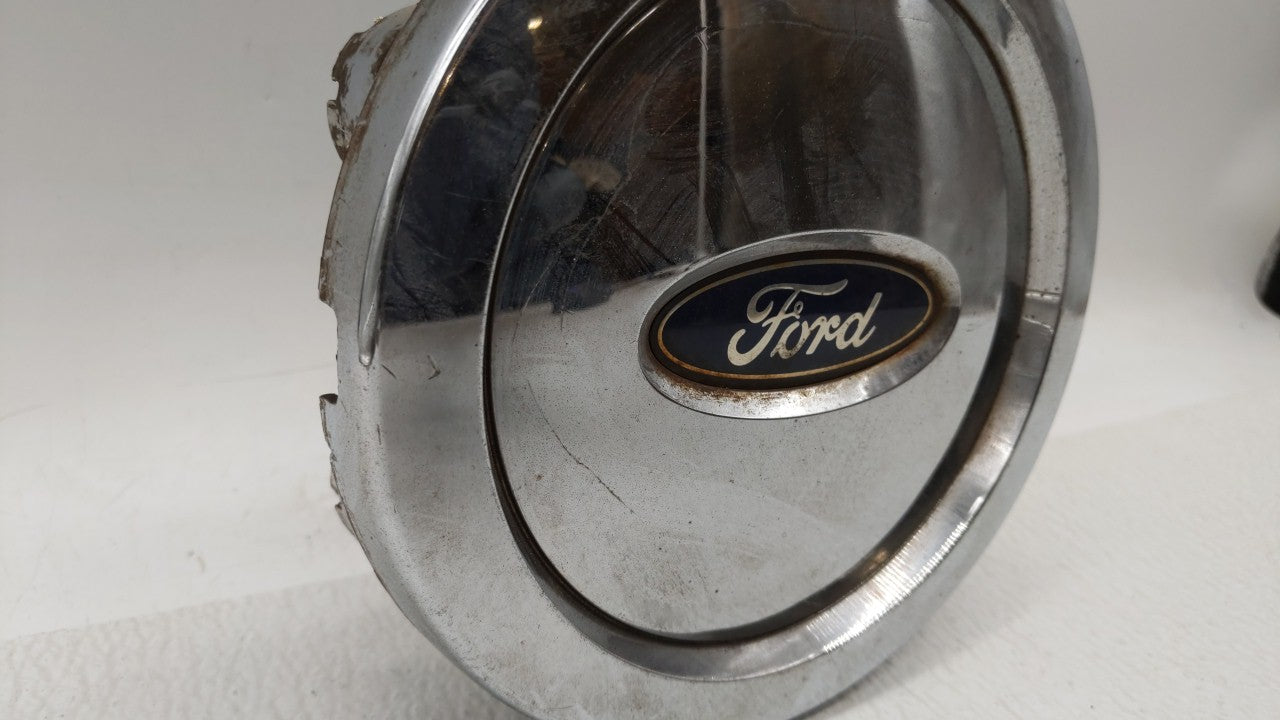 2003 Ford Expedition Rim Wheel Center Cap - Oemusedautoparts1.com