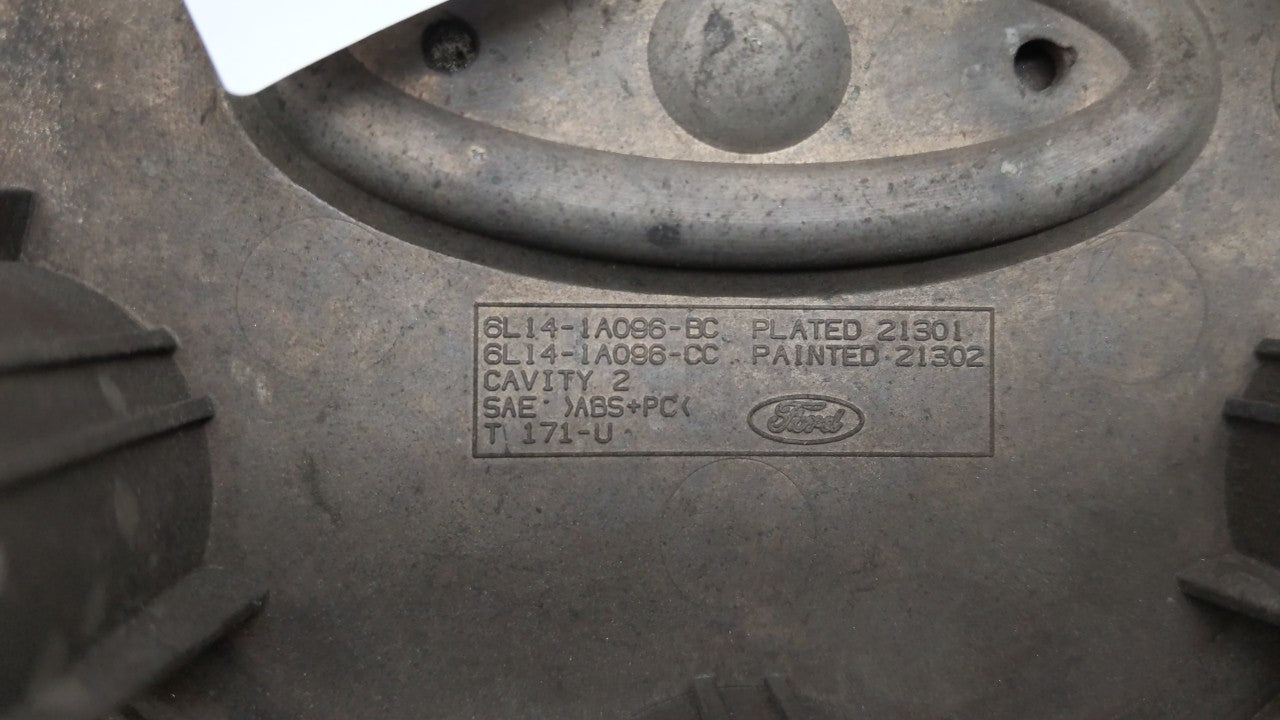 2003 Ford Expedition Rim Wheel Center Cap - Oemusedautoparts1.com