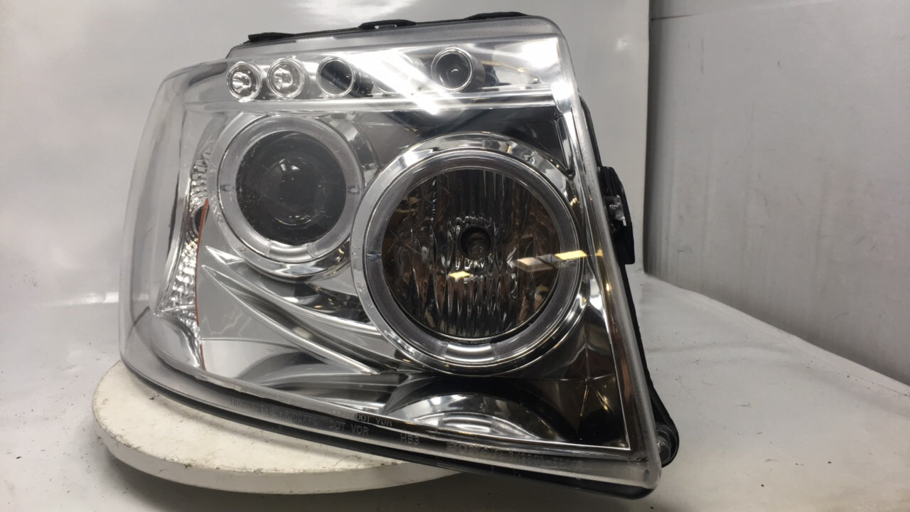 2003 Ford Expedition Passenger Right Oem Head Light Headlight Lamp 22021 - Oemusedautoparts1.com