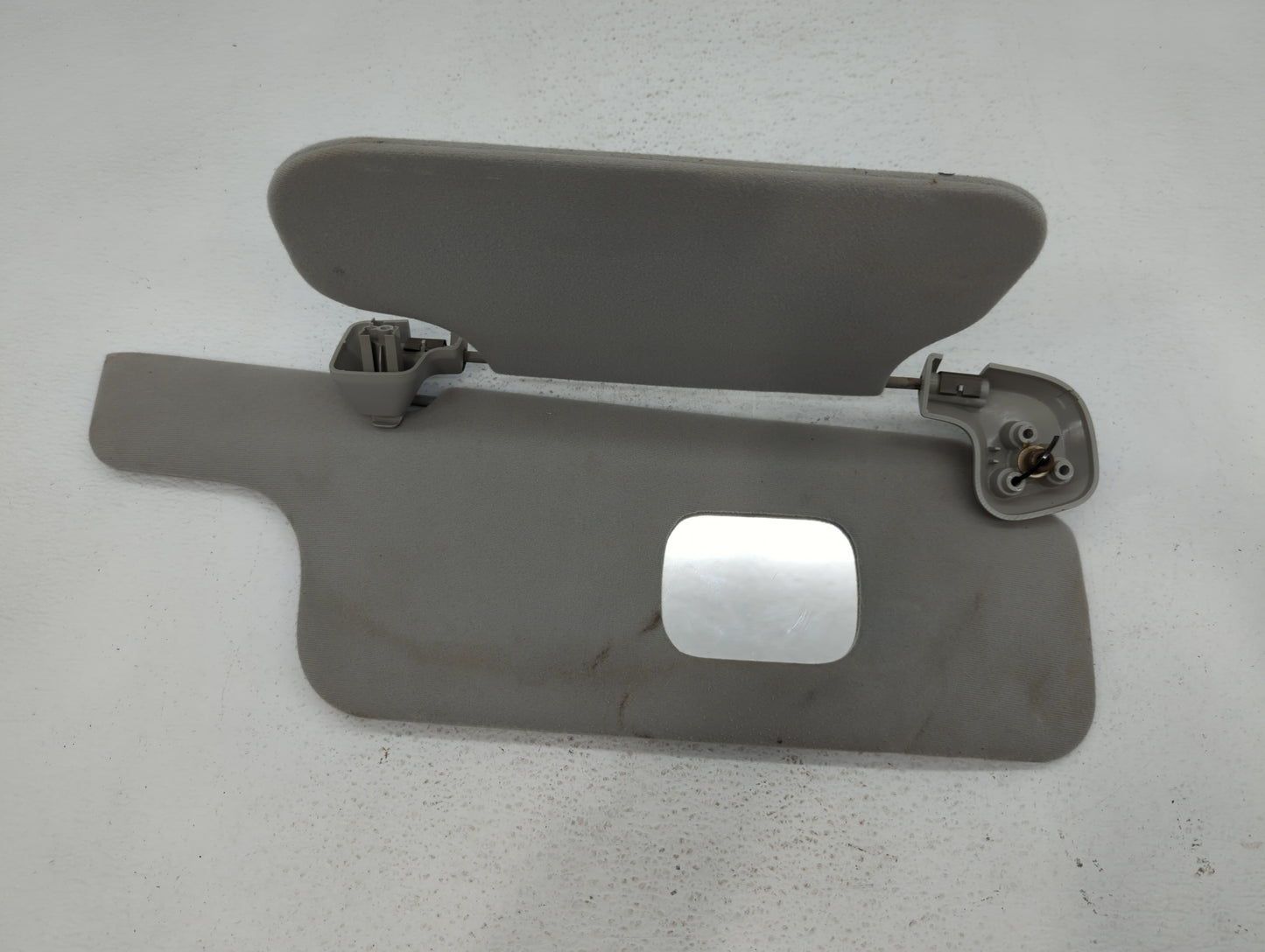 2003-2005 Ford Expedition Sun Visor Shade Replacement Passenger Right Mirror Fits Fits 2003 2004 2005 OEM Used Auto Parts - 