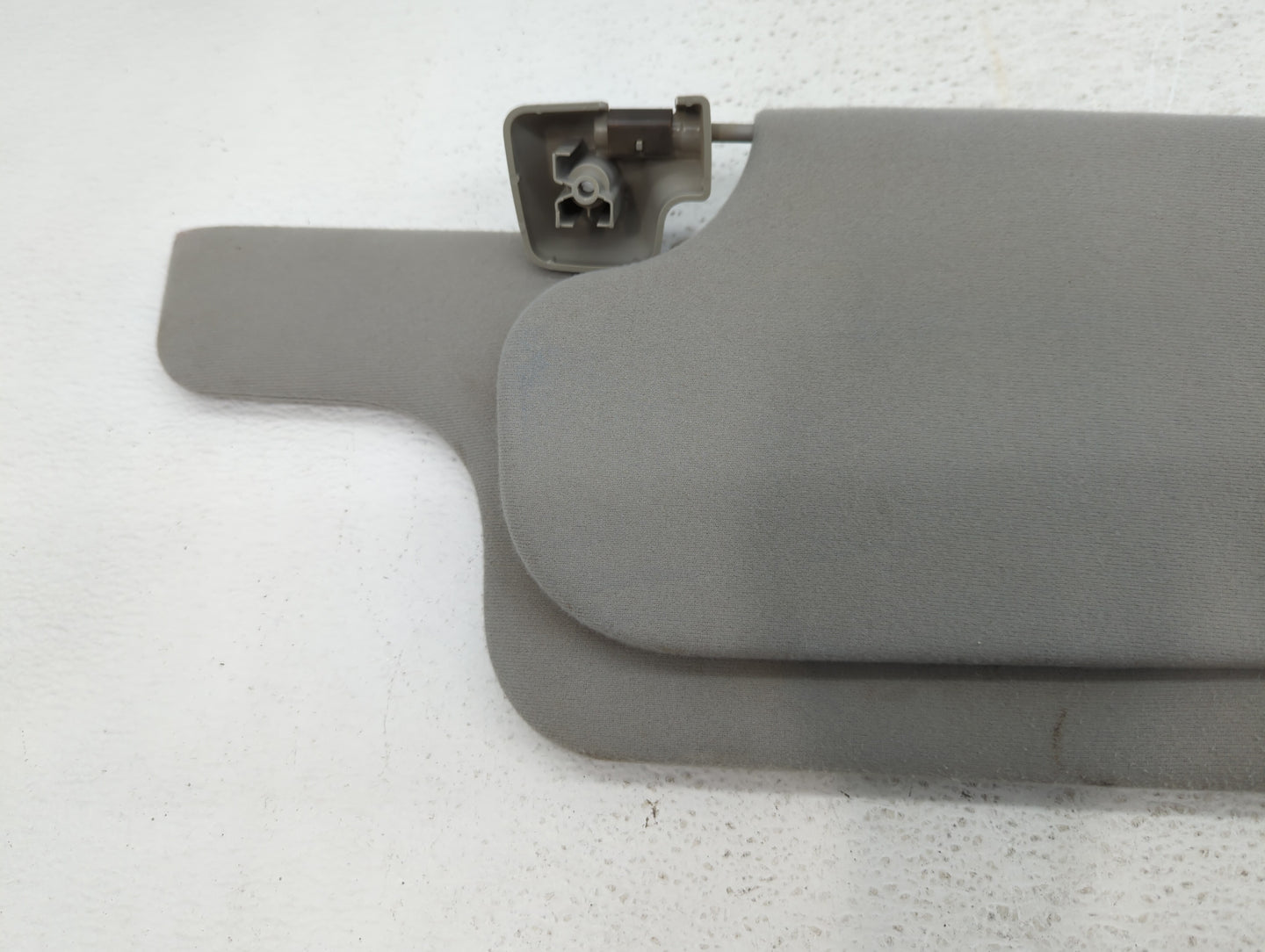 2003-2005 Ford Expedition Sun Visor Shade Replacement Passenger Right Mirror Fits Fits 2003 2004 2005 OEM Used Auto Parts - 