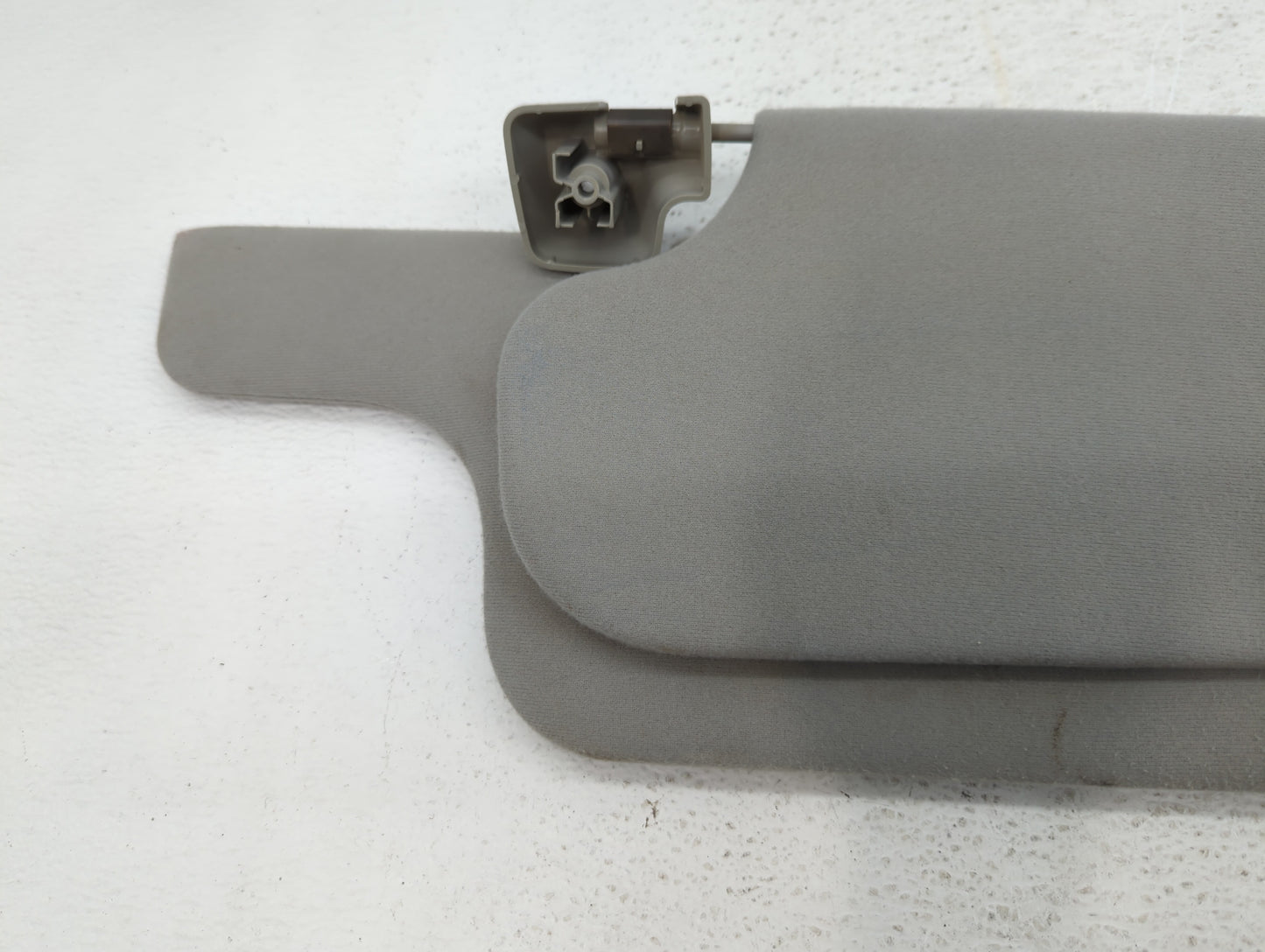 2003-2005 Ford Expedition Sun Visor Shade Replacement Passenger Right Mirror Fits Fits 2003 2004 2005 OEM Used Auto Parts - 