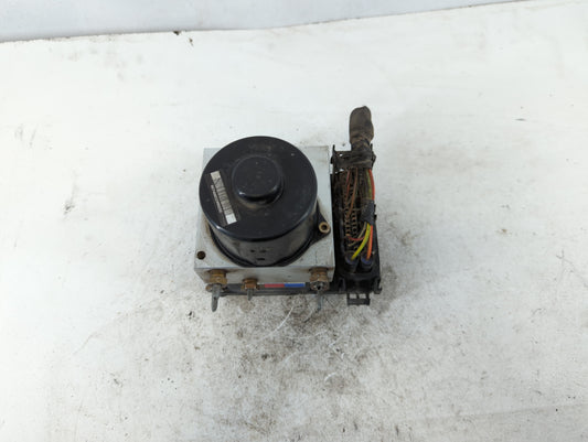 2003 Ford Expedition ABS Pump Control Module Replacement P/N:2L14-2C346-AM Fits OEM Used Auto Parts - Oemusedautoparts1.com
