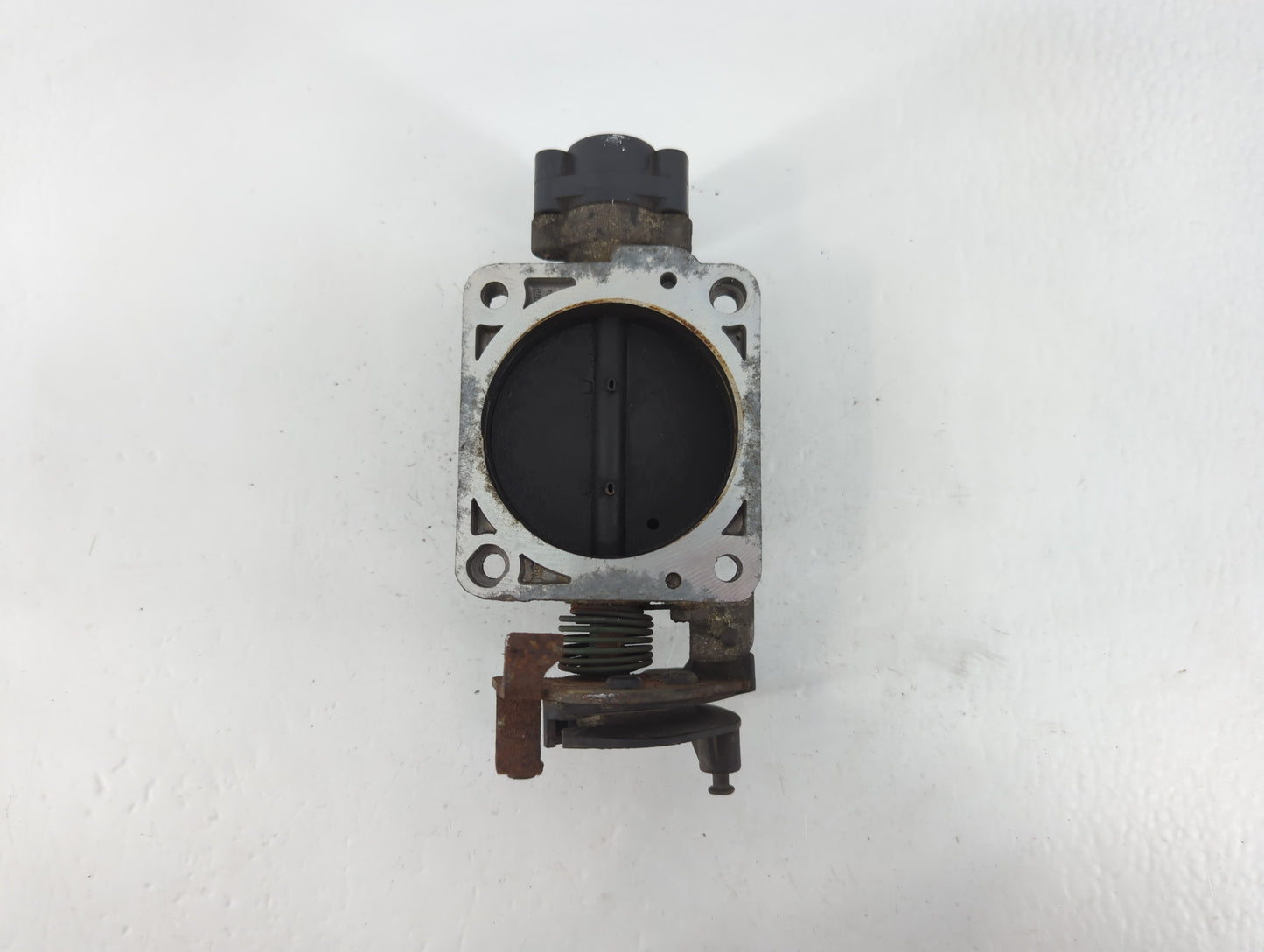 2003 Ford Expedition Throttle Body P/N:090302 2 2L1U-CA Fits Fits 2000 2001 2002 2004 OEM Used Auto Parts - Oemusedautoparts