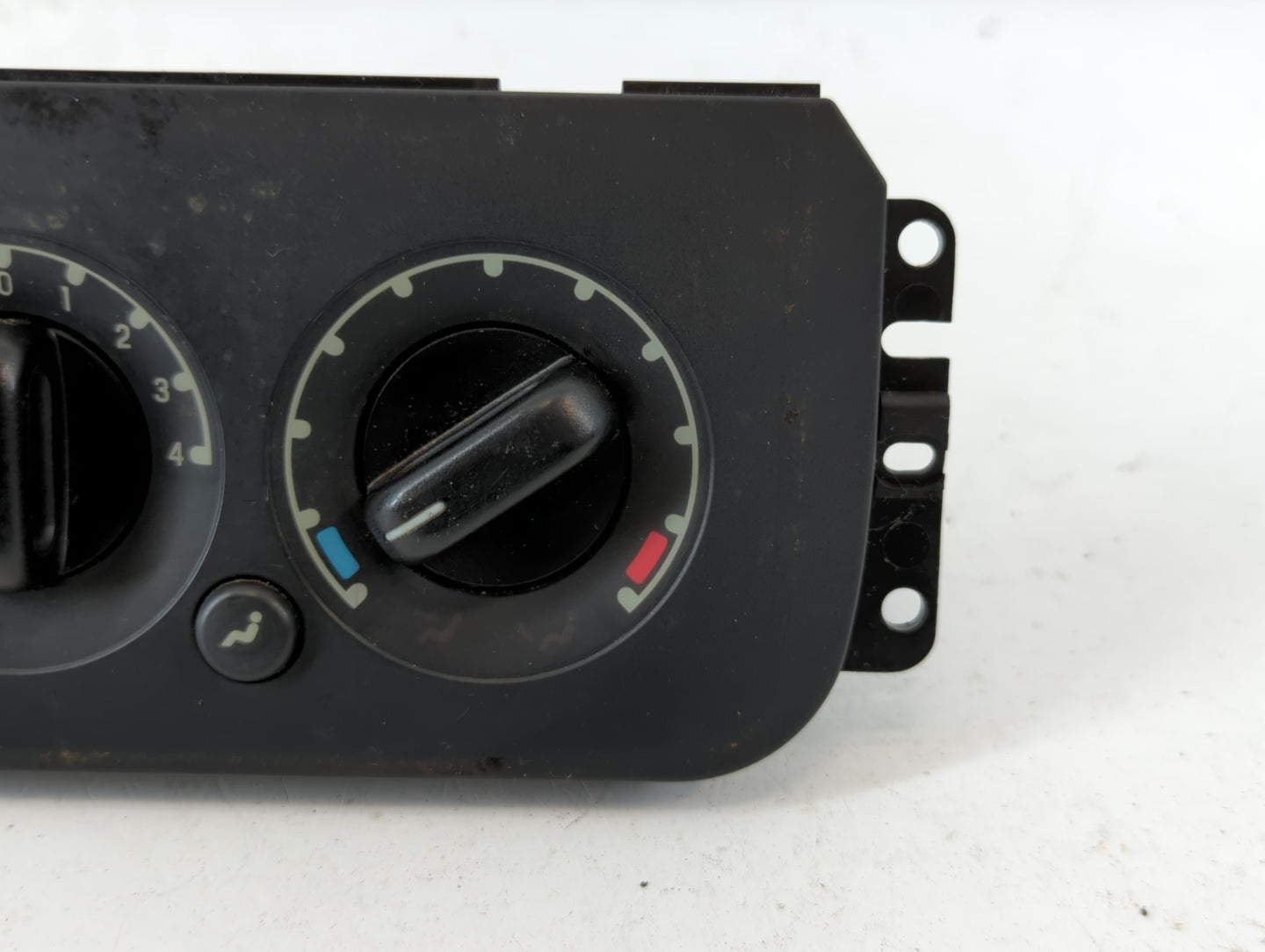 2003 Ford Expedition Climate Control Module Temperature AC/Heater Replacement P/N:2L1H-19D838-B1 Fits OEM Used Auto Parts - 