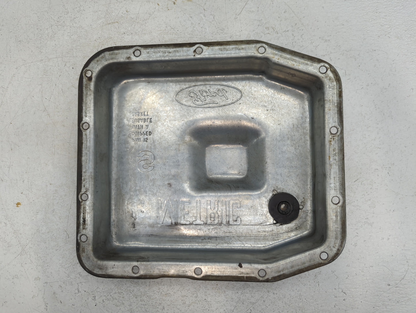 2003-2008 Ford Expedition Engine Oil Pan P/N:323 2 Fits Fits 2003 2004 2005 2006 2007 2008 OEM Used Auto Parts - Oemusedauto