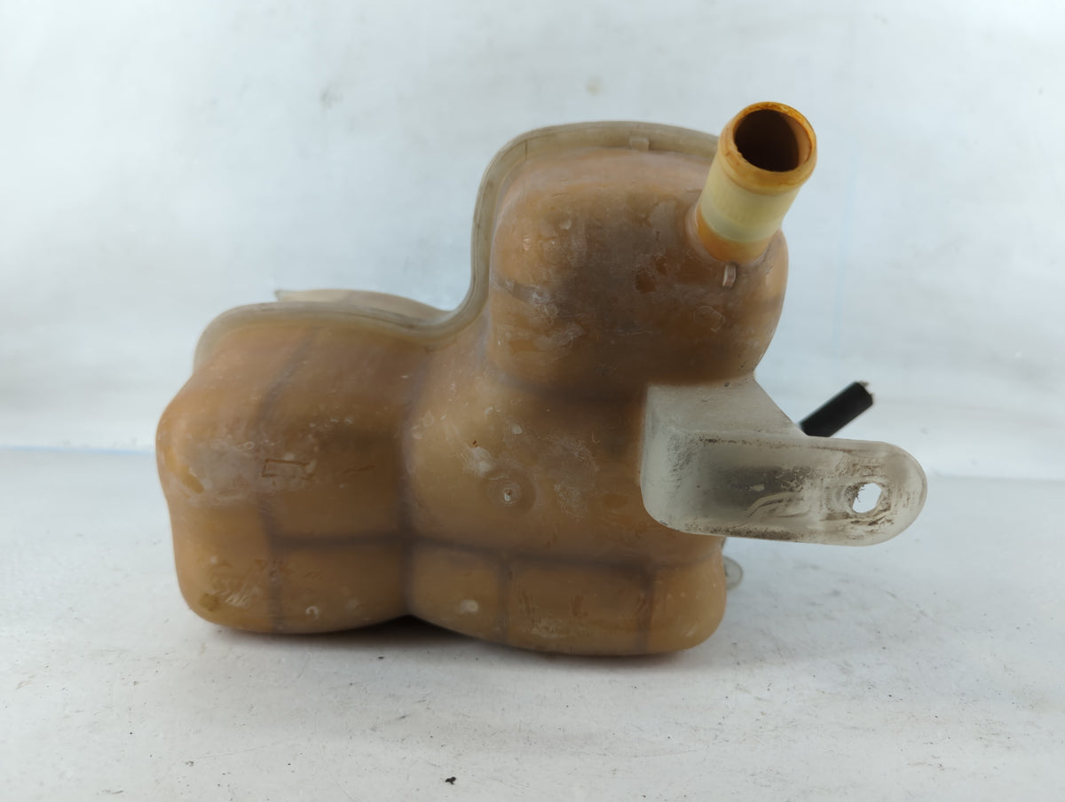 2003-2006 Ford Expedition Radiator Coolant Overflow Expansion Tank Bottle 818328 - Oemusedautoparts1.com