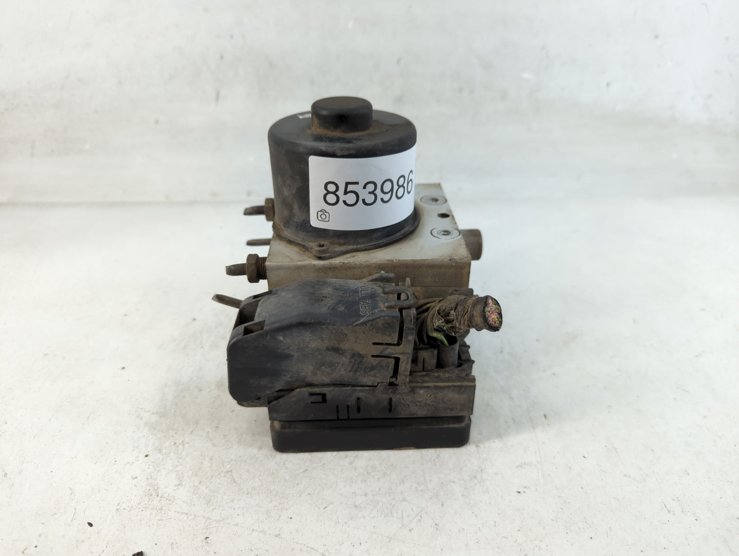 2003 Ford Expedition ABS Pump Control Module Replacement P/N:2L1T-2C219-AE Fits OEM Used Auto Parts - Oemusedautoparts1.com