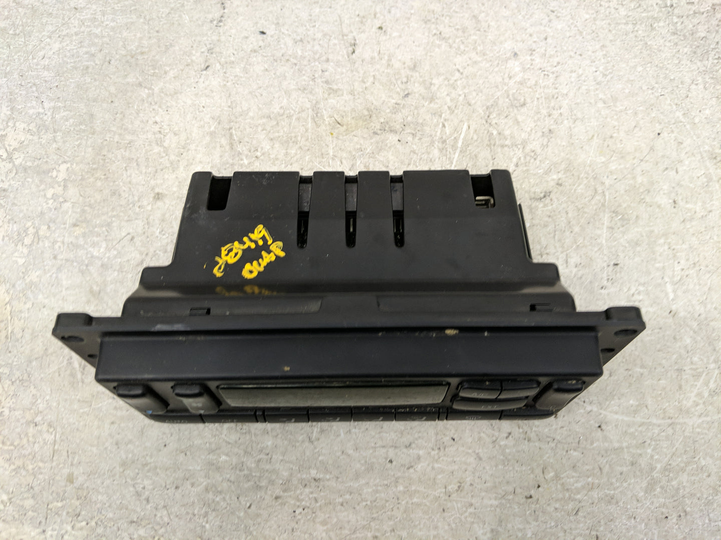 2003 Ford Expedition Climate Control Module Temperature AC/Heater Replacement P/N:2L1H-18C612-AG Fits OEM Used Auto Parts - 