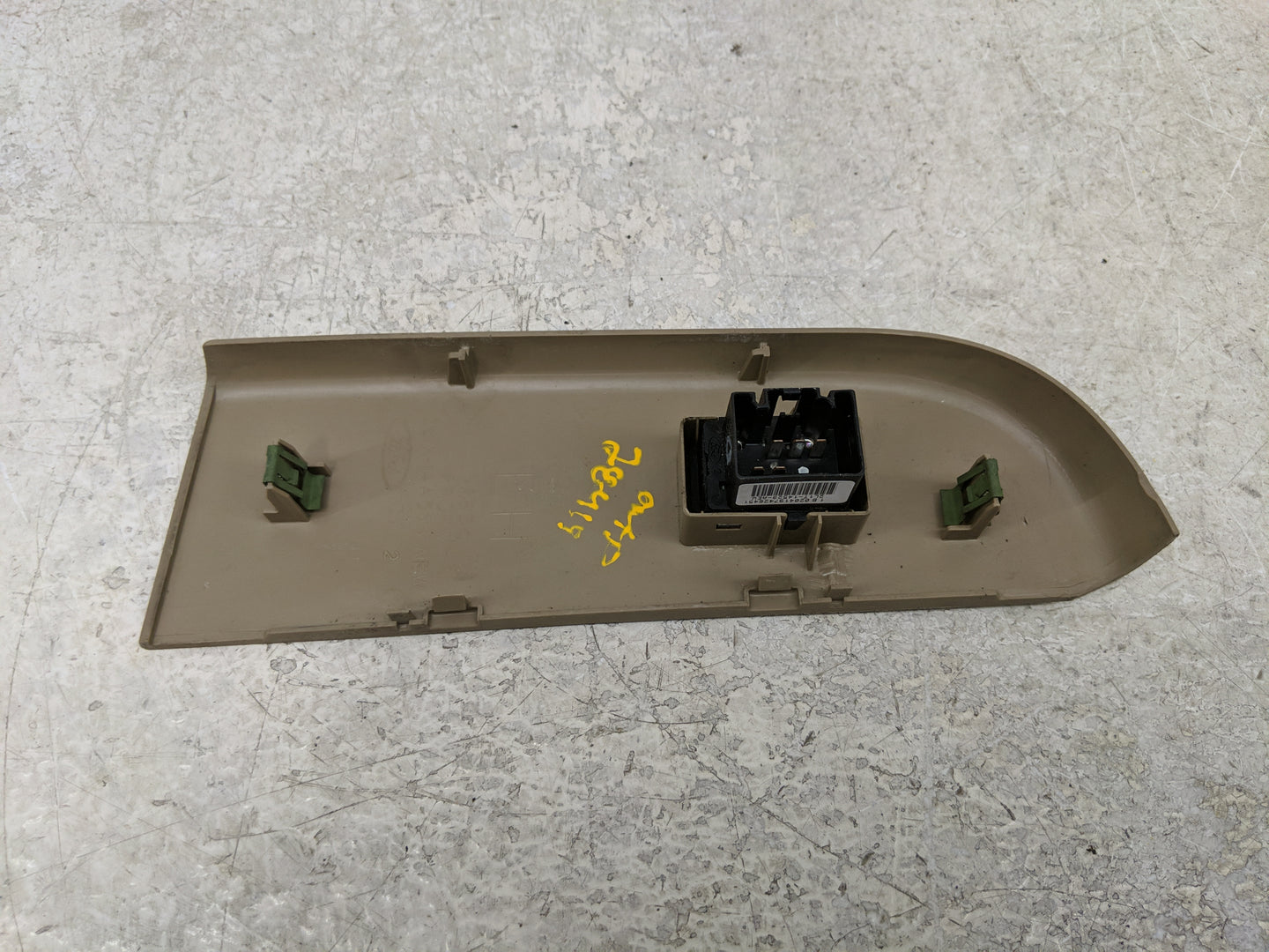 2003-2006 Ford Expedition Master Power Window Switch Replacement Driver Side Left Fits Fits 2003 2004 2005 2006 2007 2008 OE