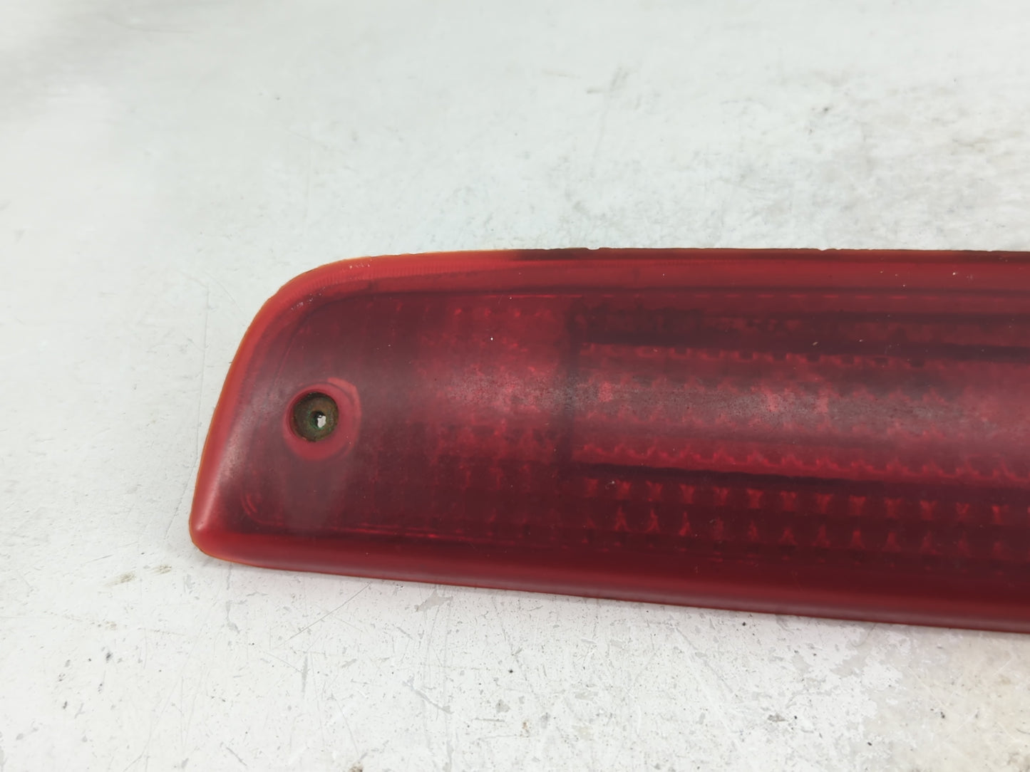 2003 Ford Expedition Driver Left Side Deck Lid Mounted Tail Light - Oemusedautoparts1.com