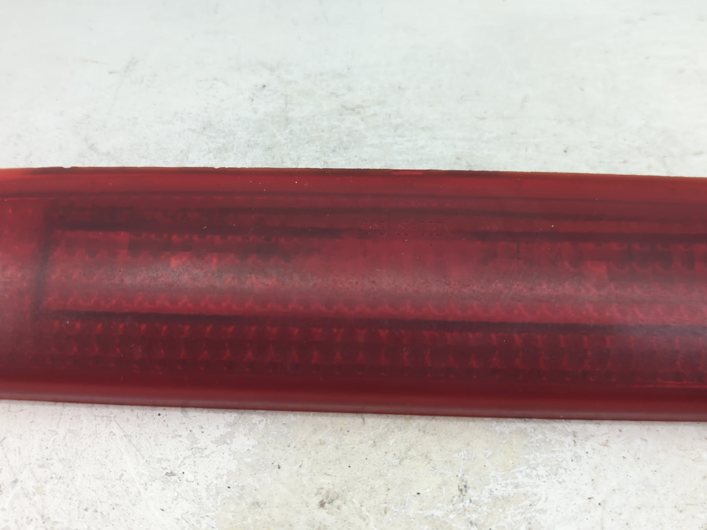 2003 Ford Expedition Driver Left Side Deck Lid Mounted Tail Light - Oemusedautoparts1.com